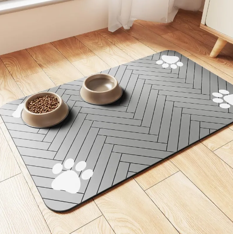 Spill-Proof Feeding Mat